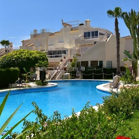 Holiday home Maison Entiere Avec Piscine, Wifi, Grand Solarium Et Terrain Arbore *
