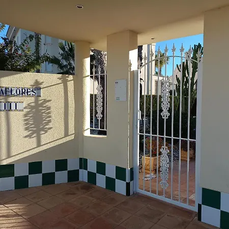 Maison Entiere Avec Piscine, Wifi, Grand Solarium Et Terrain Arbore Holiday home Orihuela