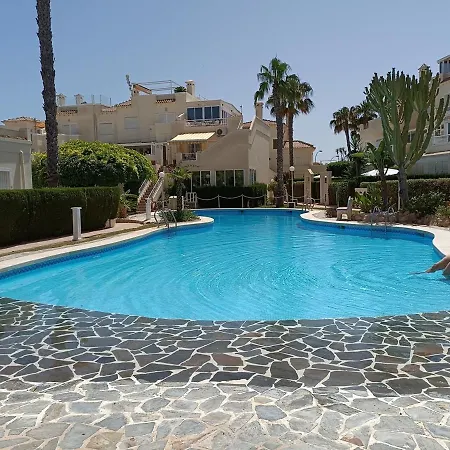 Maison Entiere Avec Piscine, Wifi, Grand Solarium Et Terrain Arbore Orihuela